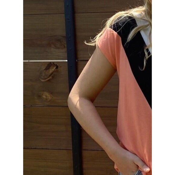 *Zenana Orange Chevron Color Block Casual Knit Short Sleeve Women's Top Small - Picture 3 of 8